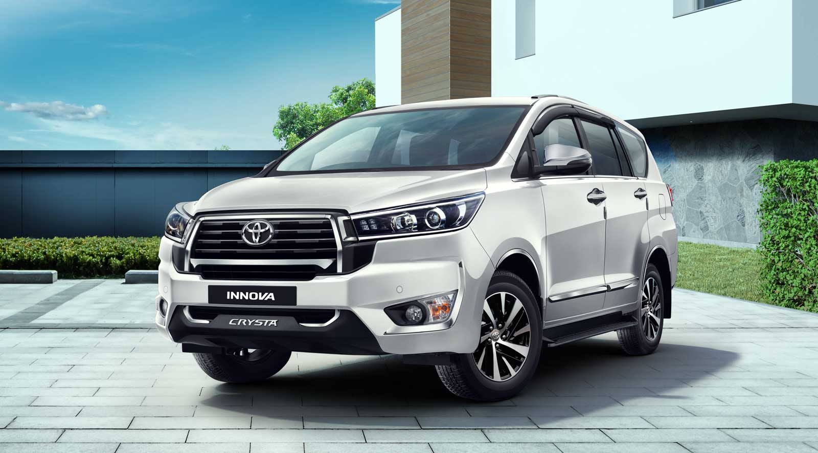 Innova / Crysta